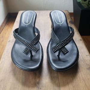 Athena Alexandor black sandals